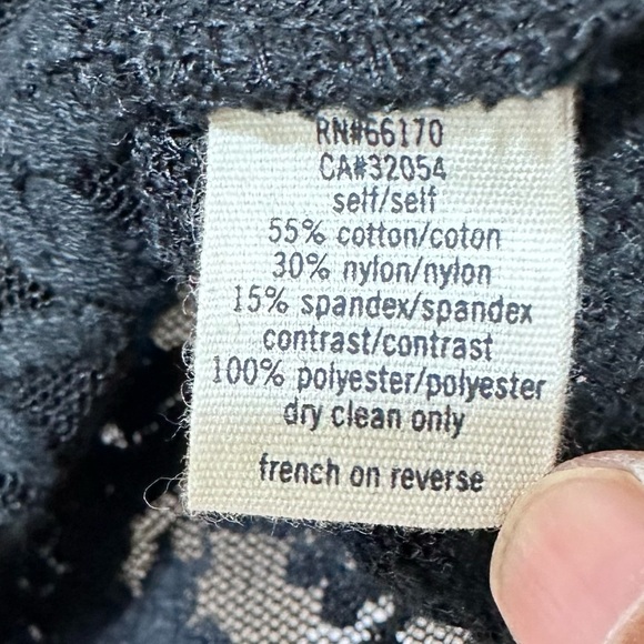 Pins & Needles Black Scoop Neck Lace Back Keyhole Ribbon Size Small - Picture 8 of 8